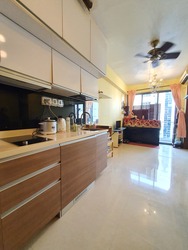 Centra Loft (D14), Apartment #327613691